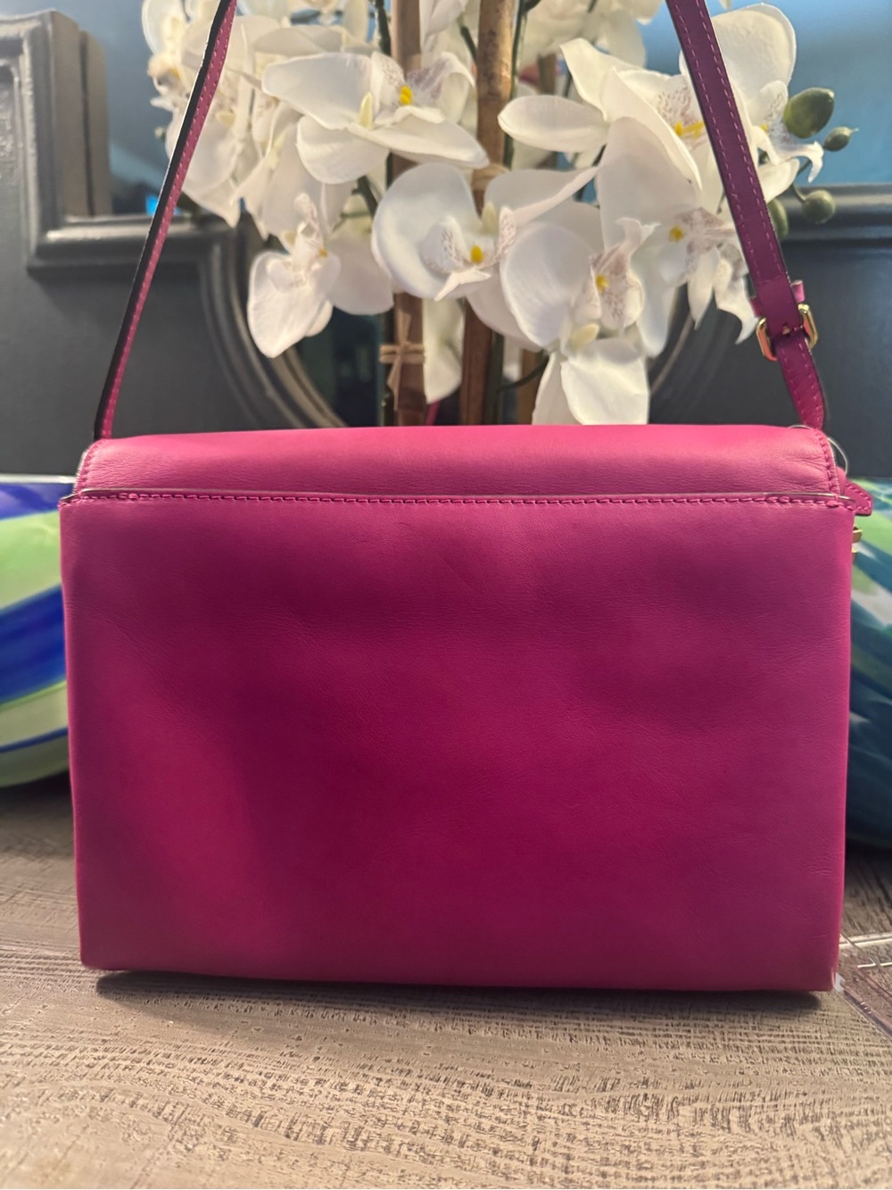 MCM Authentic Pink Leather Gold Tone Metal Accents Shoulder Strap & Crossbody - Picture 10 of 16